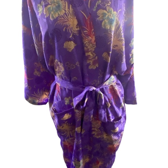 Shanghai Soho Purple Asian  Floral Patterned Silky Satin Robe Short Vibrant S/M - Picture 8 of 10